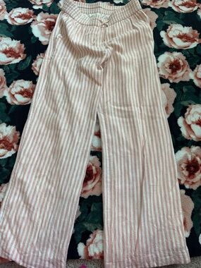Kids Pink & White Striped Pull-On Pants - Abercrombie kids size 9/10 EUC
